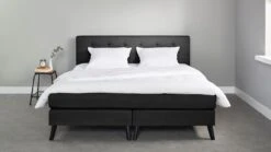 Box Nottingham Met Gestoffeerd Matras